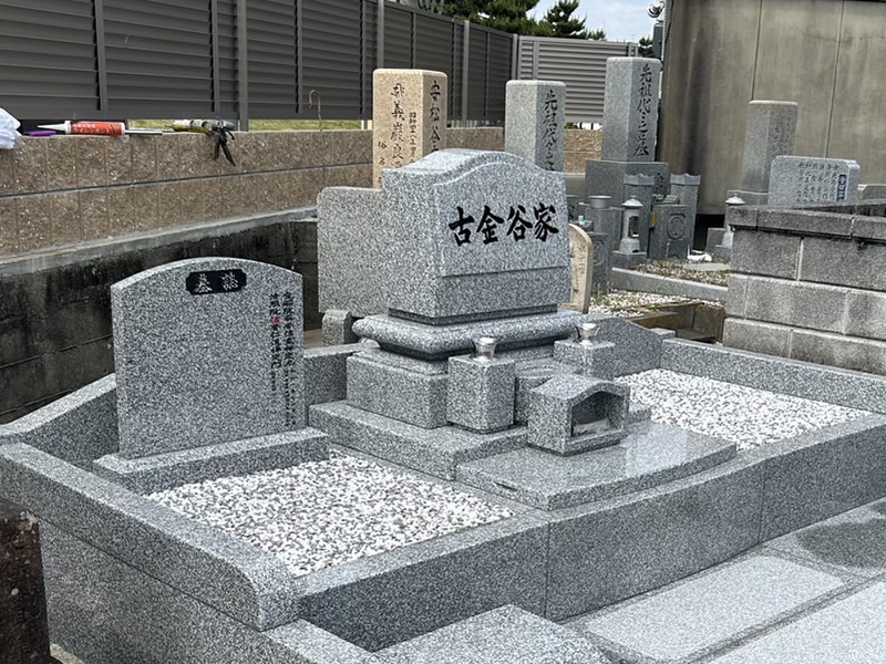 墓石の販売及び建墓